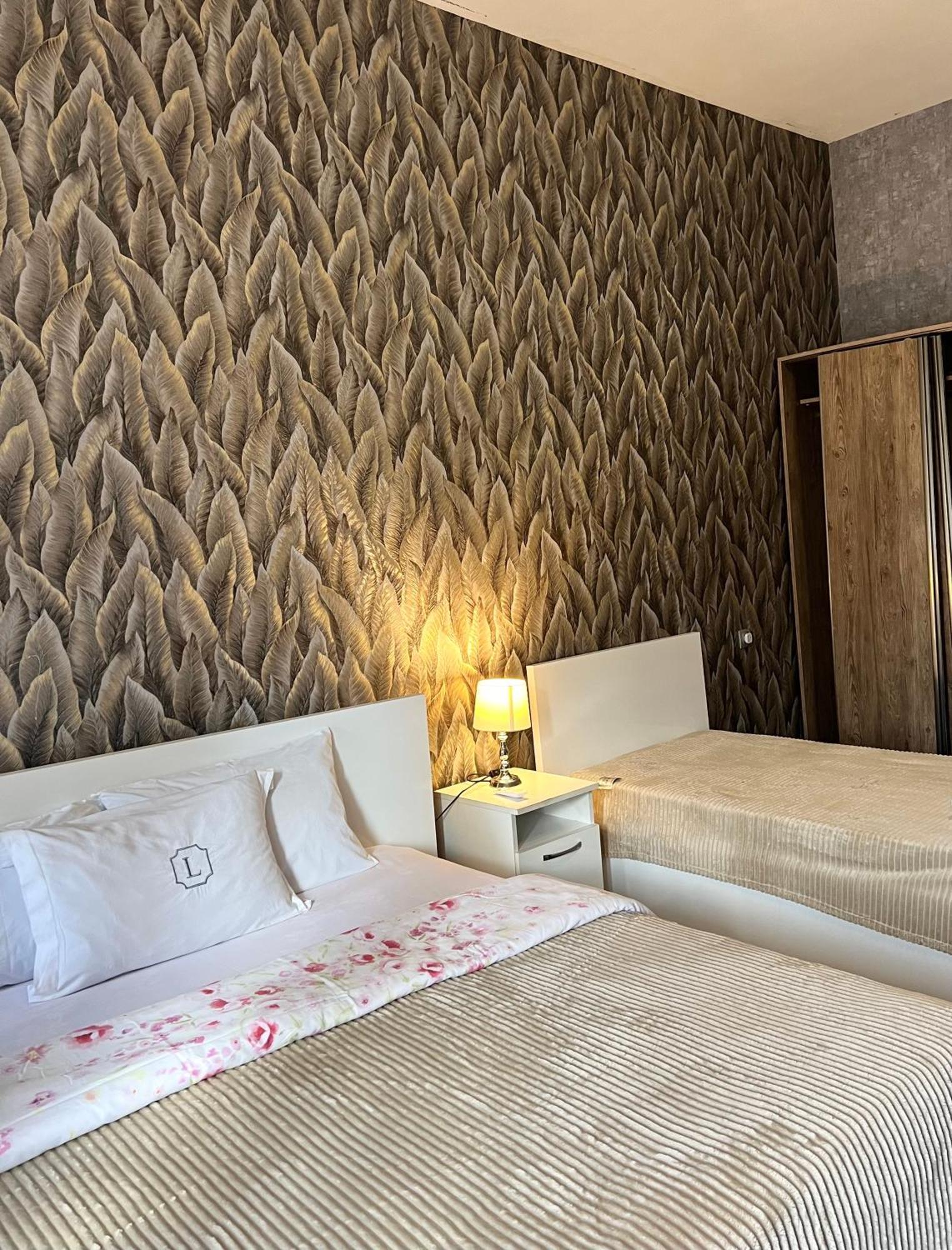 Hotel 6 Tiflis Dış mekan fotoğraf