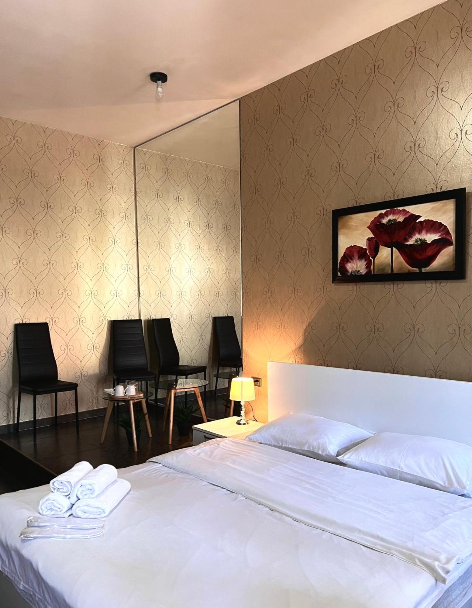Hotel 6 Tiflis Dış mekan fotoğraf